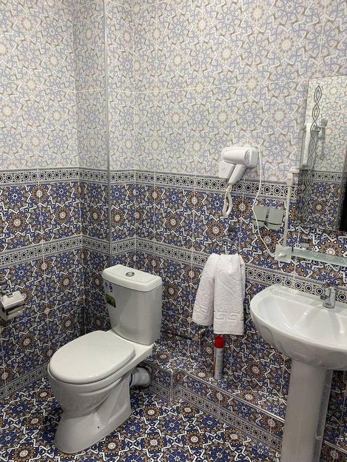 Vostok Hotel ブハラ エクステリア 写真