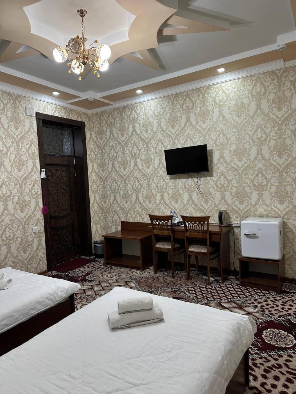Vostok Hotel ブハラ エクステリア 写真